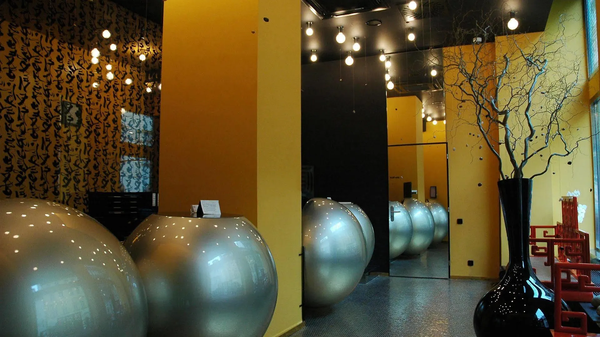 Perla Hotel Prague 4*,